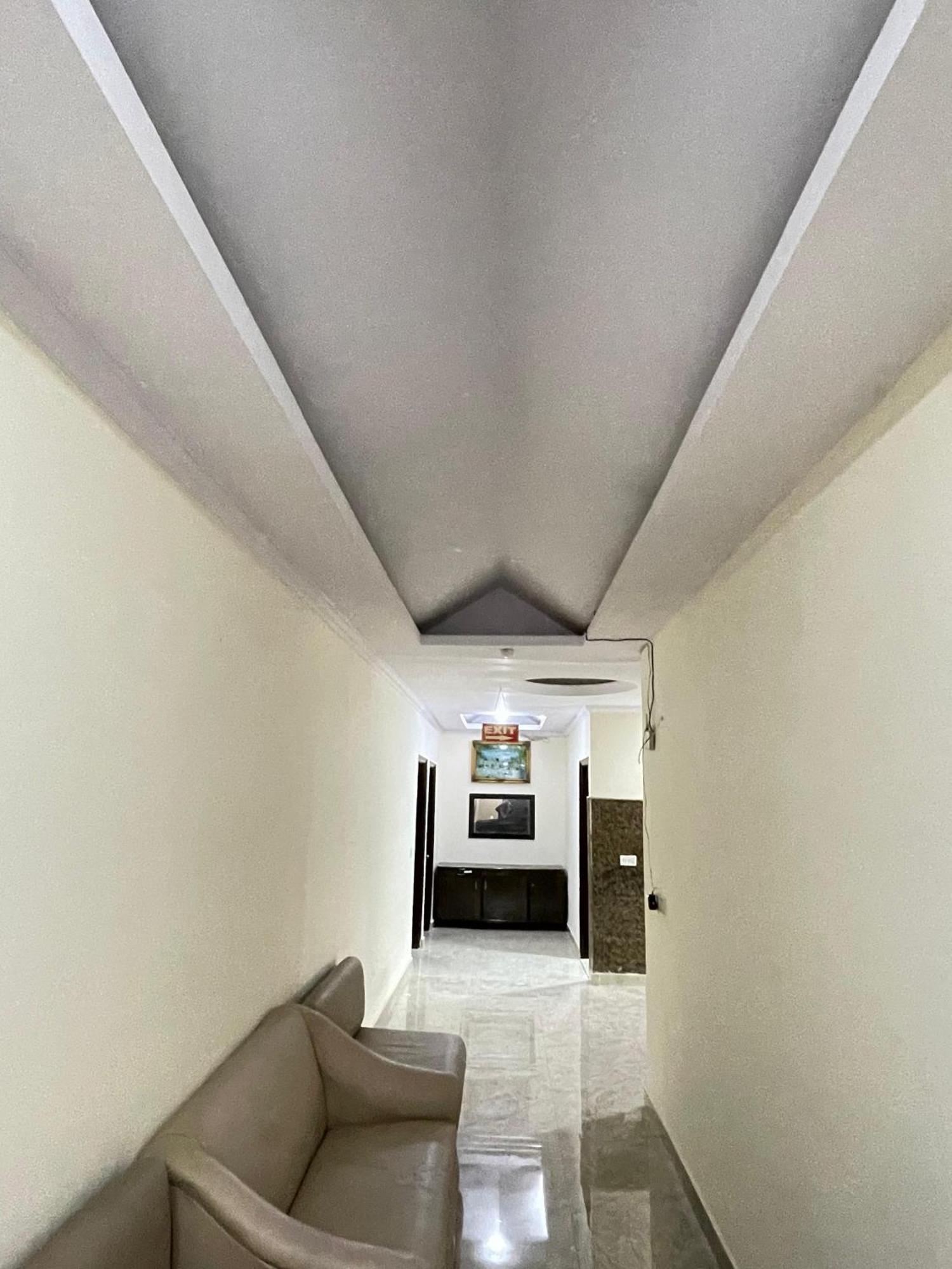 Hotel Radiance Delhi  Bagian luar foto